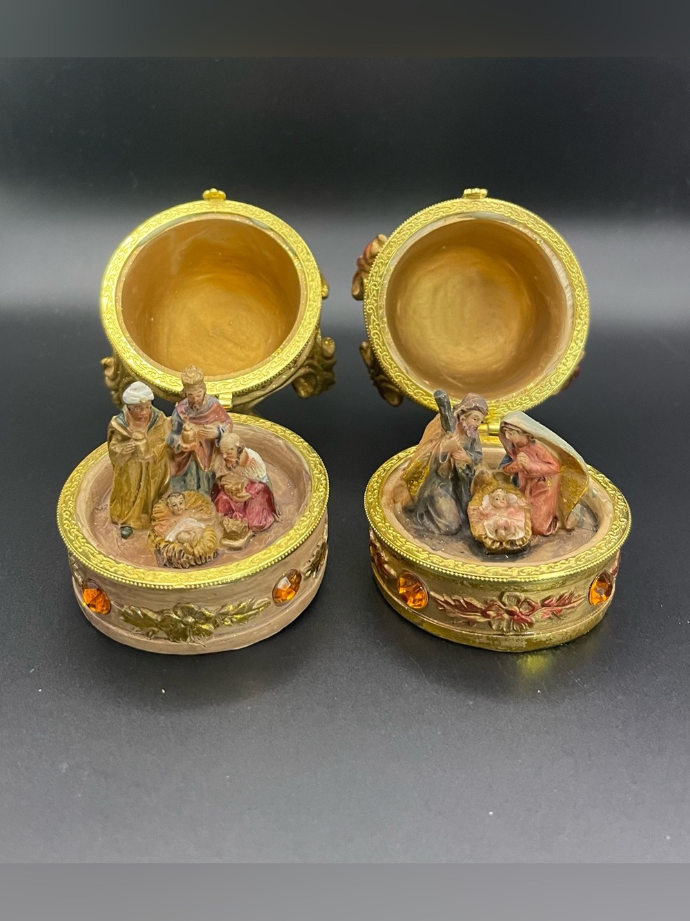 NWT Mark Robert’s Jewels Crown Nativity Box 2 piece Holy Family/Wise Men